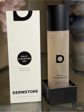 DERMSTORE Daily Cleansing Gel -Full size NWB 4.85 Fl oz